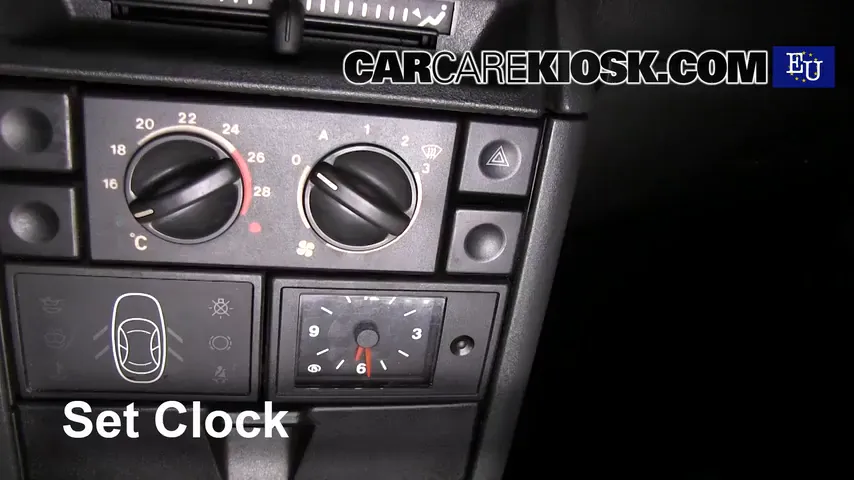 2002 Lada 110 GLI 1.5L 4 Cyl. Reloj